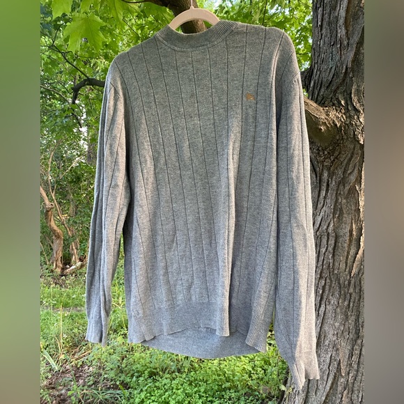 Beautiful grey Burberry sweater with plaid elbow patches- men’s XL - Picture 2 of 5